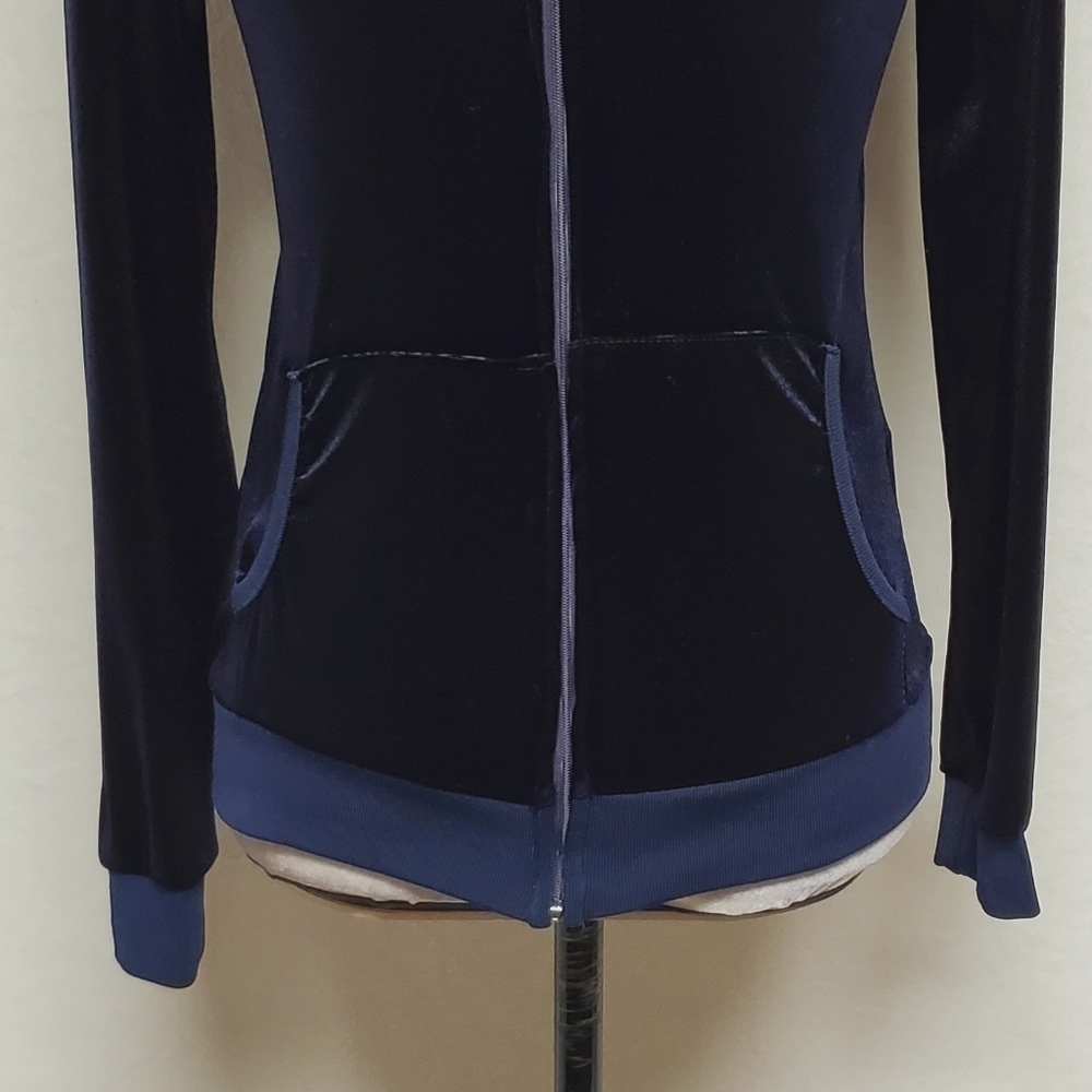 Rare Retro Barbie Loves Splash Silver Superstar Barbie Dark Indigo Velvet Hoodie - Picture 8 of 15